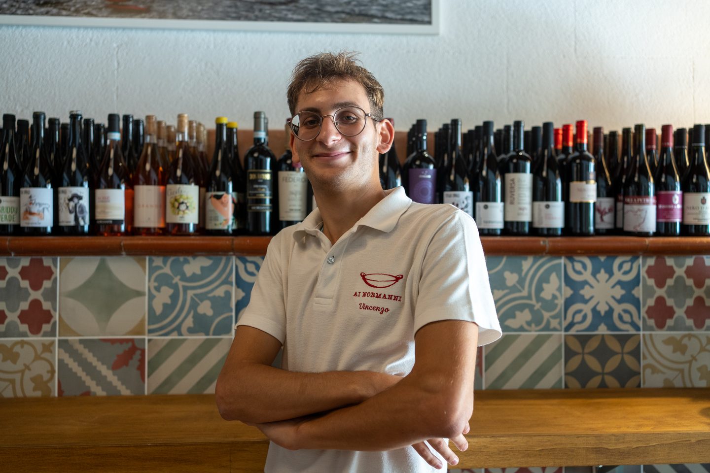 Un cameriere della sala